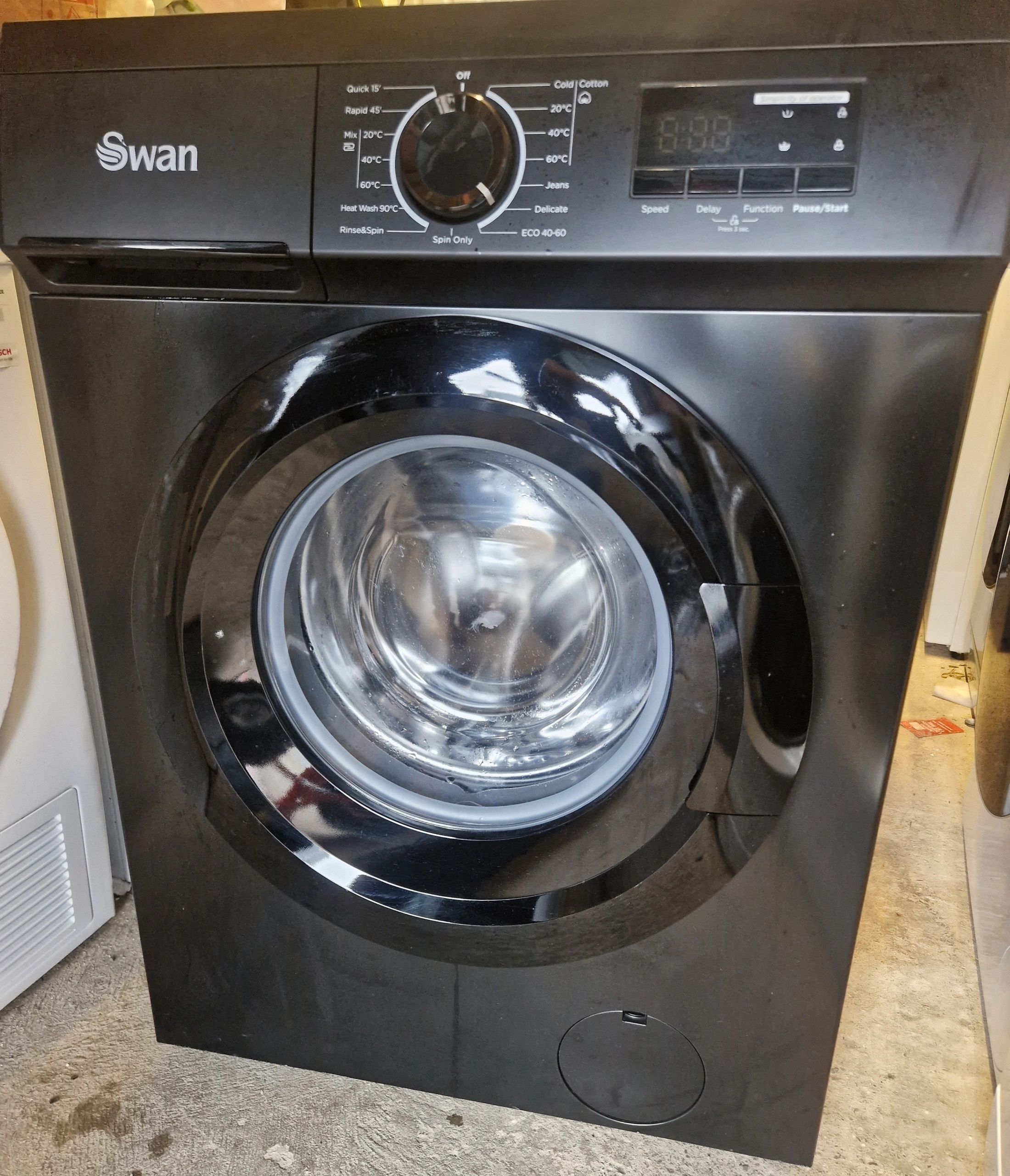 Genuine Like New Appliances WordPress washing machine photograph used for gallery preview 07